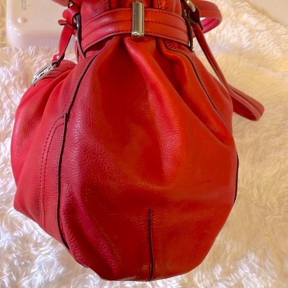 B. Makowsky Red leather Hobo Bag Excellent Condition. - Picture 4 of 11